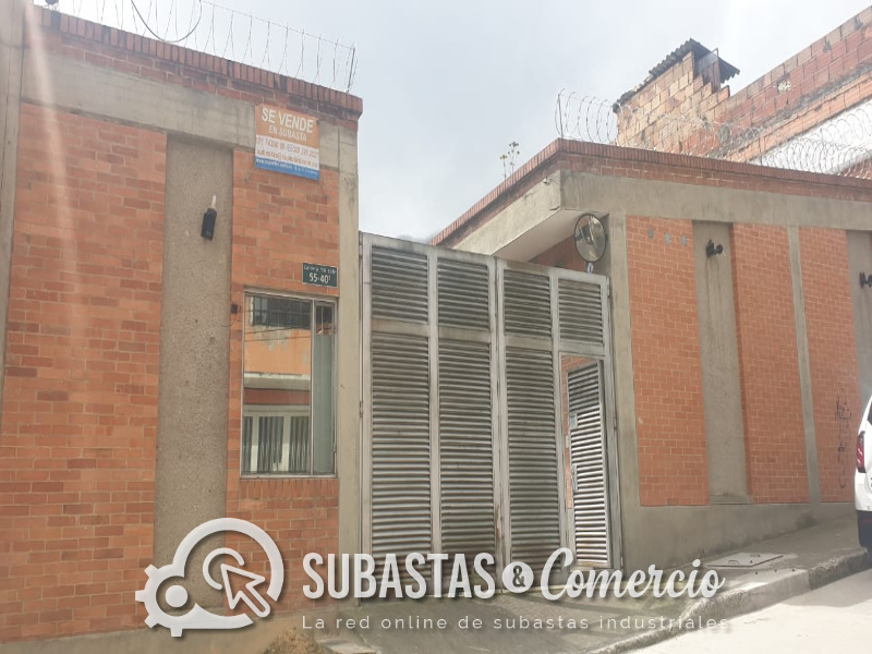 Predio y Construcción Libertadores. Bogotá, Cundinamarca. Área 280m²